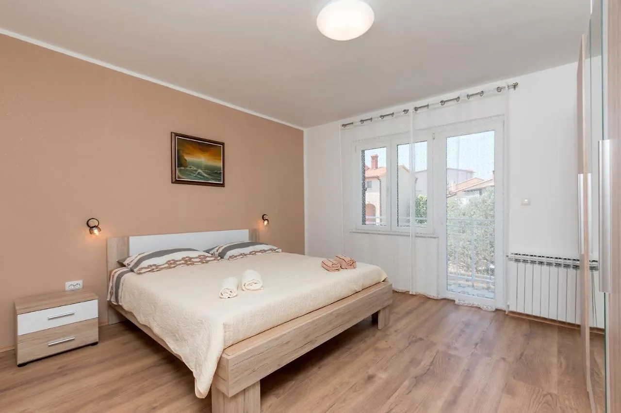 Sweet Family Apartement Pula