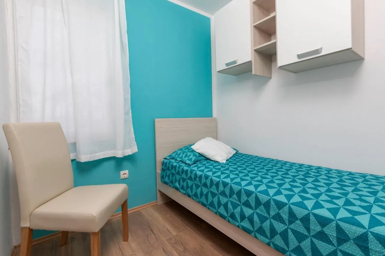 Apartment Sweet Family Apartement Pula